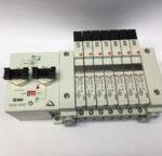 SMC EX120-SAS2-VQ1101 Unite d'interface serie a collecteur pneumatique, connecteur electrique de vanne Type: Plug-in, Conformite aux normes: CE Avec Electrodistributeur, fonction 5/2, Solenoïde/pilote/ressort, montage Base, 24V c.c. ( 7 Electrodistributeurs )
