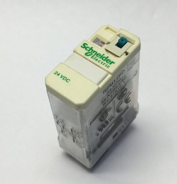 Schneider Electric RPM11BD Zelio Relay RP